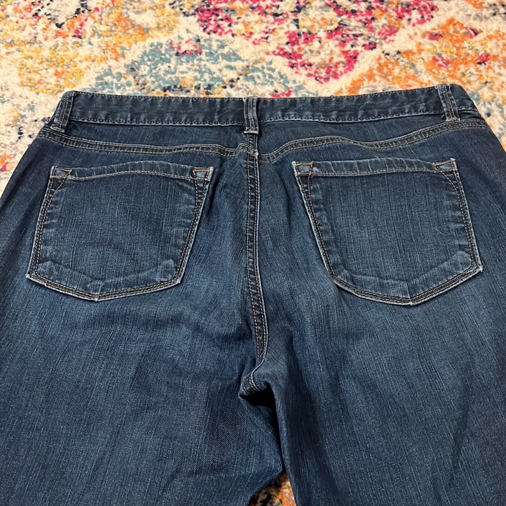 Women’s LOFT 12P 31P petite Modern Straight 5 pocket jeans, no distressing - Picture 11 of 13